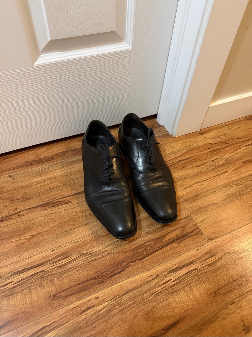 To Boot New York  Black Leather Oxford Dress Shoes